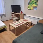 Kambario Nuoma Su Bendru Vonios Kambariu *