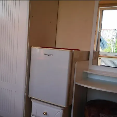 Kambario Nuoma Su Bendru Vonios Kambariu Homestay