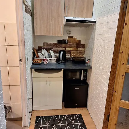 Kambario Nuoma Su Bendru Vonios Kambariu Homestay