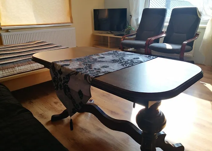 Kambario Nuoma Su Bendru Vonios Kambariu * 考纳斯