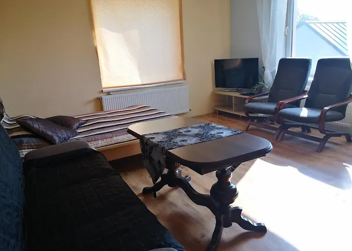 Kambario Nuoma Su Bendru Vonios Kambariu 考纳斯