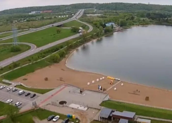 Kambario Nuoma Su Bendru Vonios Kambariu 考纳斯